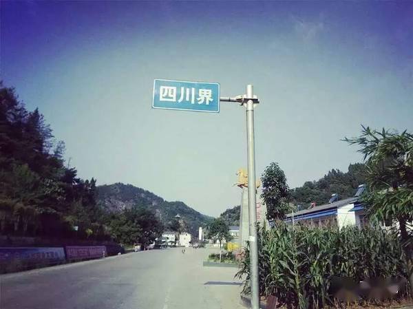 9男4女<strong></p>
<p>Kmex</strong>，骑行1900km！