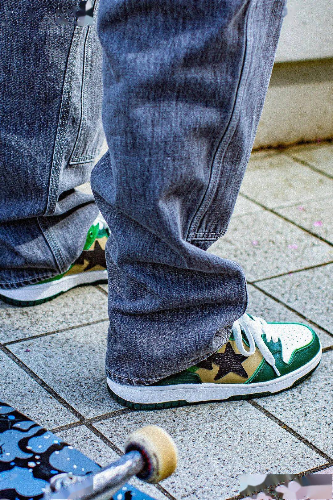 今日播报 | 蔓越莓Dunk Hi曝光<strong></p>
<p>Dididu</strong>！adidas“翅膀鞋”即将发售！