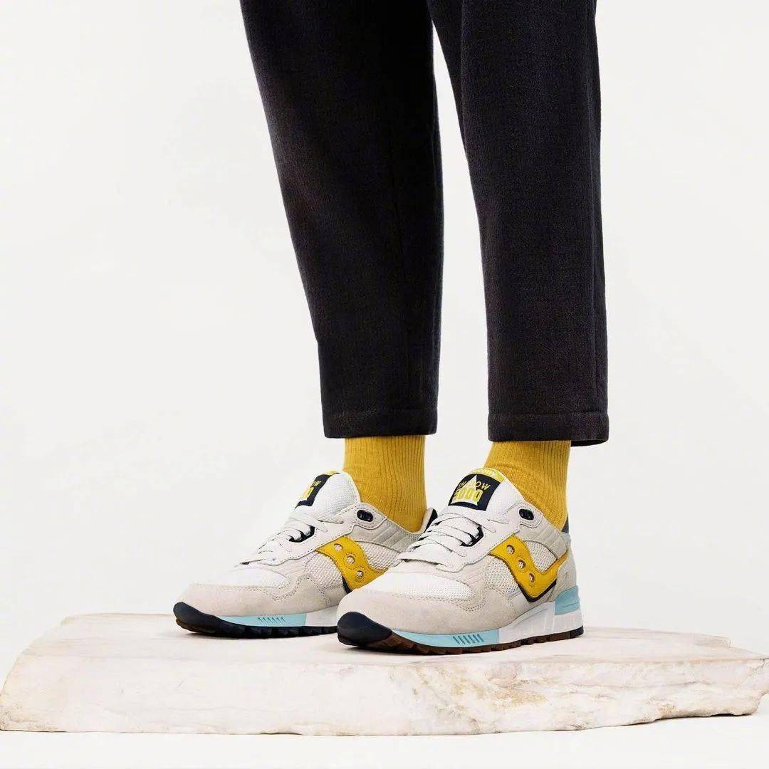 今日播报 | 蔓越莓Dunk Hi曝光<strong></p>
<p>Dididu</strong>！adidas“翅膀鞋”即将发售！