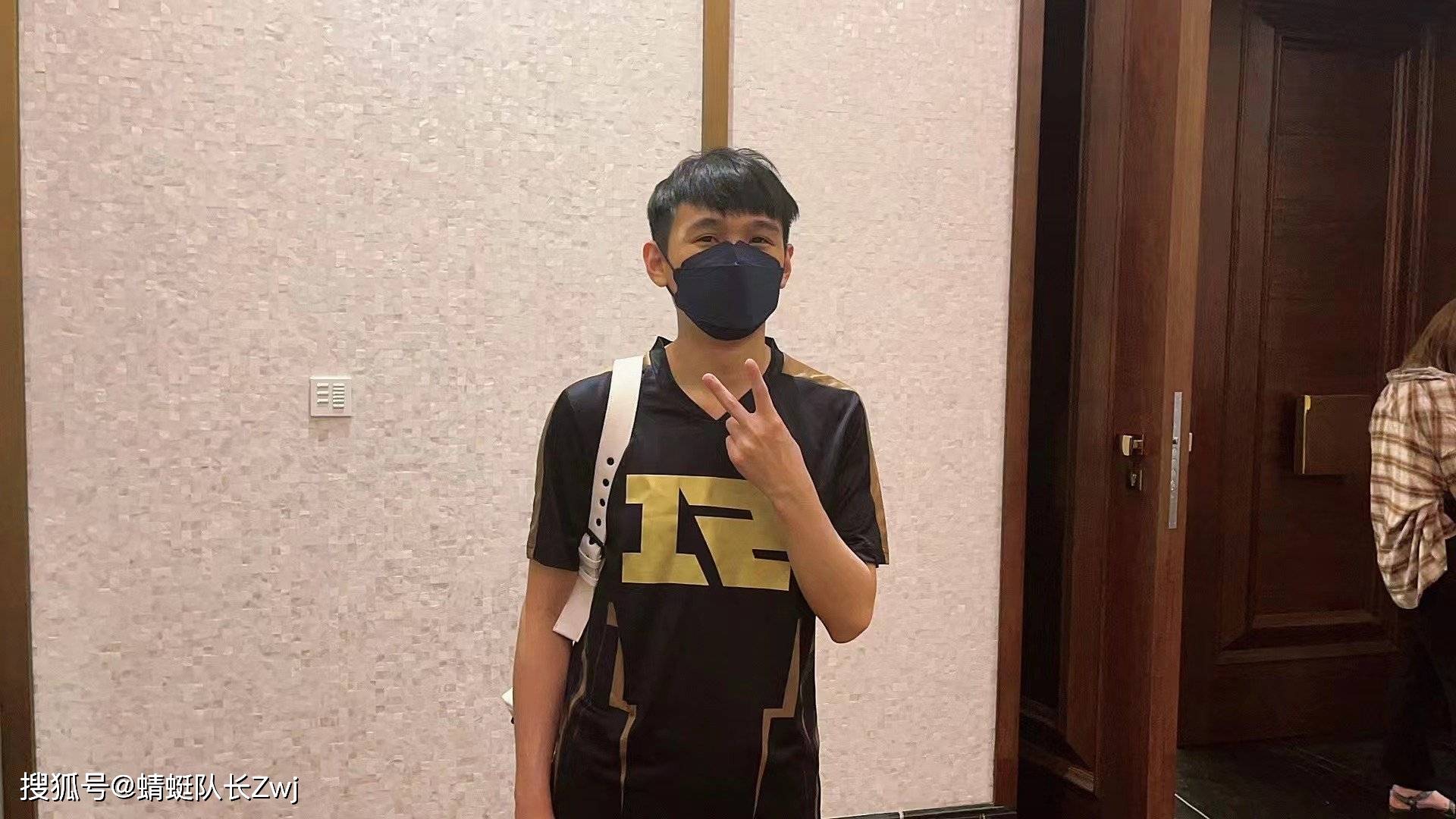 Dota2-利雅得大师赛：差强人意<strong></p>
<p>Liquid</strong>，RNG战平Liquid，无缘小组第一！