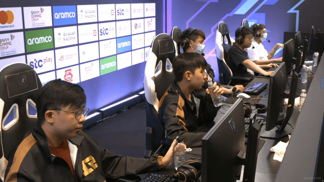 DOTA2利雅得大师赛小组赛：kaka尽力<strong></p>
<p>Liquid</strong>了RNG艰难战平Liquid