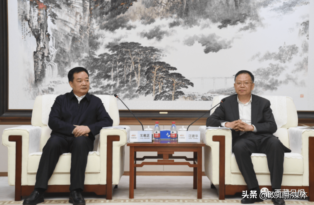 在京参加完全国两会后<strong></p>
<p>原油招商</strong>，省级党委书记为何未立刻返程？