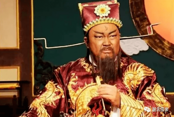 包拯每年俸禄18000贯<strong></p>
<p>汇币换算</strong>，一万八换算人民币是多少？一算“吓一跳”