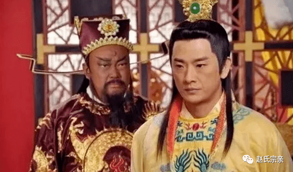 包拯每年俸禄18000贯<strong></p>
<p>汇币换算</strong>，一万八换算人民币是多少？一算“吓一跳”