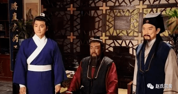 包拯每年俸禄18000贯<strong></p>
<p>汇币换算</strong>，一万八换算人民币是多少？一算“吓一跳”