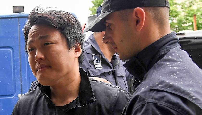 韩国币圈大佬或面临美国100年刑期<strong></p>
<p>币圈空投</strong>，被指控操控币价致投资者遭“血洗”