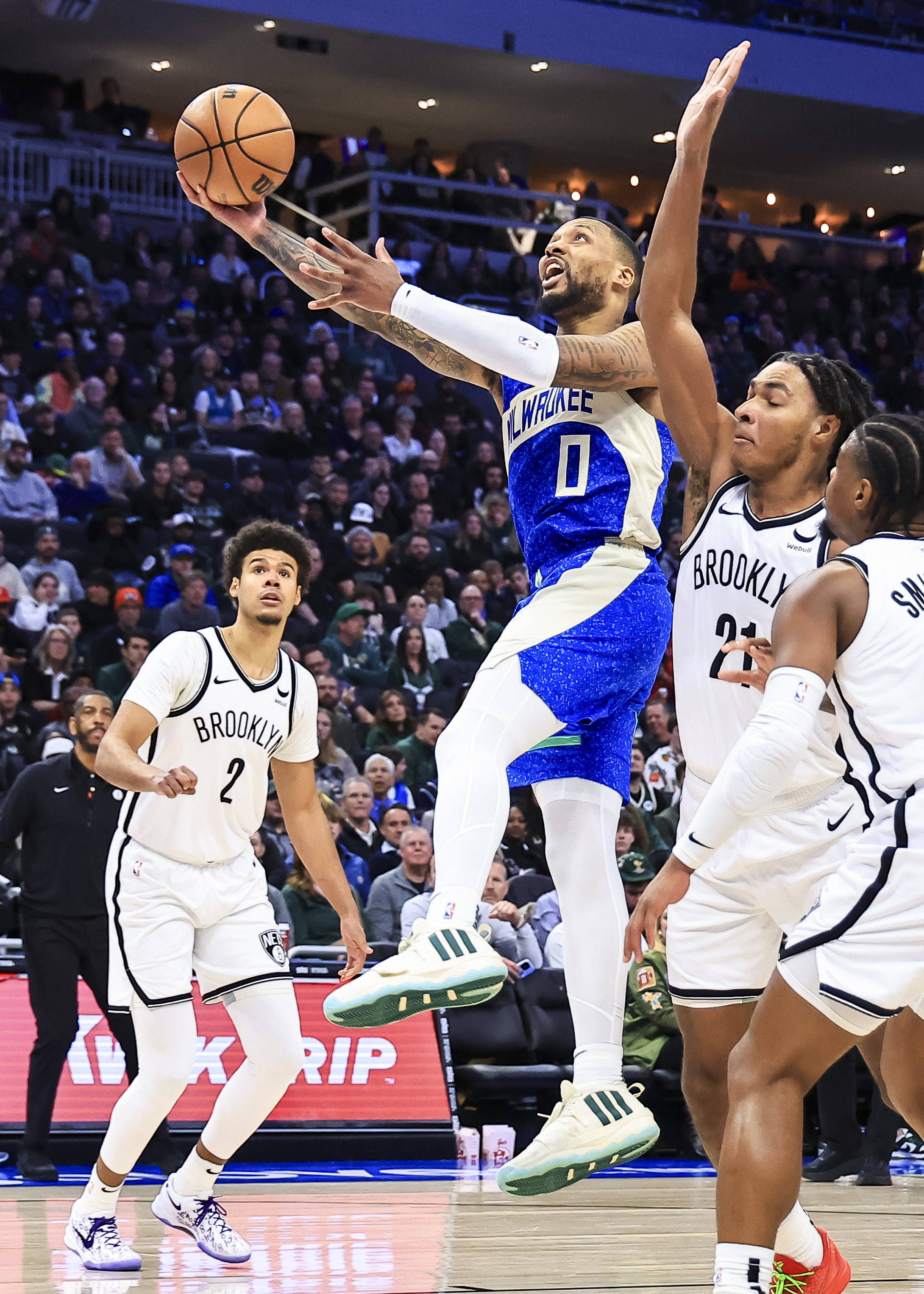 篮球——NBA常规赛：雄鹿胜篮网
