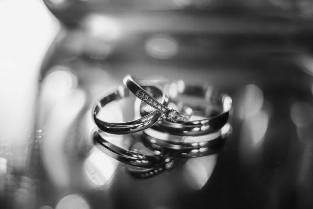 瑞士寡妇被判必须支付亡夫前妻赡养费<strong></p>
<p>上币费</strong>，每月约为11万人民币