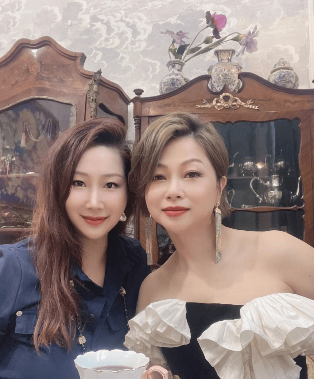 57岁刘玉翠挤身贵妇圈！跟甘比学做织女<strong></p>
<p>币圈玉红</strong>，郑秀文钟楚红也抱团同玩