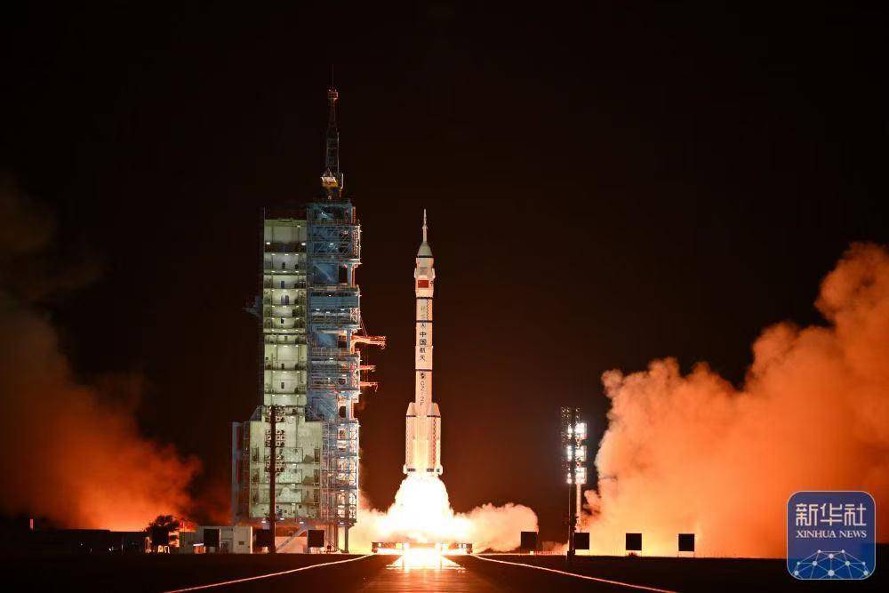 神舟十九号成功发射：采用6.5小时快速交会对接<strong></p>
<p>嗨币网</strong>，是装载物资最多最重的一次