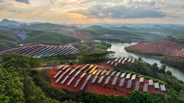 “某些国家话说得很满却不落实<strong></p>
<p>币圈大空翼</strong>，中国正相反”