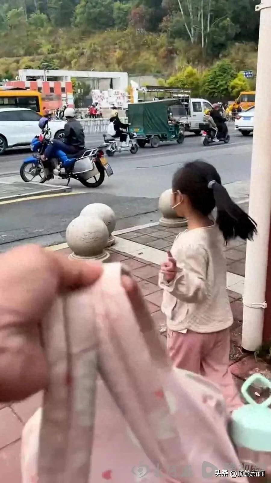 被泼开水女童返校书包现恐吓信：“再发视频<strong></p>
<p>上币精品网</strong>，要你全家不好过”