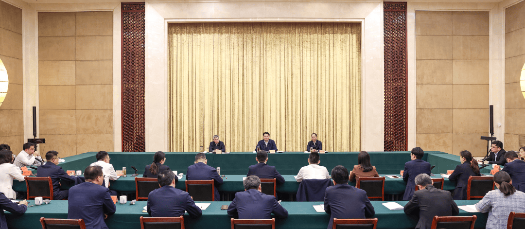 江苏最年轻市委书记<strong></p>
<p>币圈代投</strong>，送给年轻干部“五句话”
