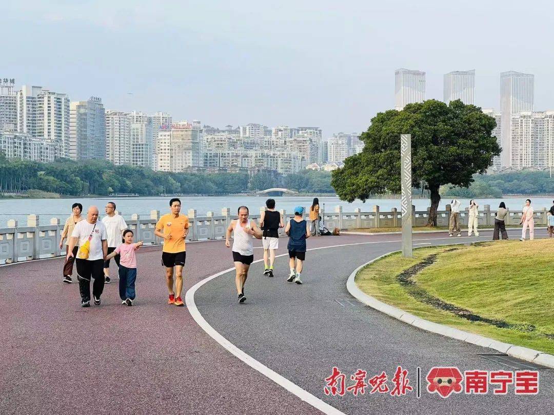 广西迎来“跳水”式降温<strong></p>
<p>aaa币行情</strong>，未来一周南宁天气→