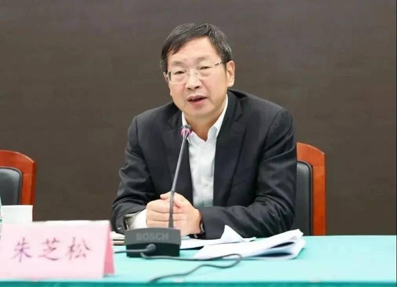 浦东新区区委书记被查<strong></p>
<p>炒币软件有</strong>，两天前还在调研，老上司8月被判无期