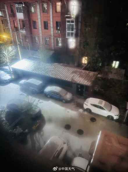 北京昨夜为何突然飘雪？低空湿度不利动力好<strong></p>
<p>炒币软件有</strong>，属于“大力出奇迹”