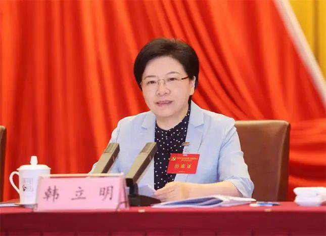 周红波任江苏省委常委、南京市委书记<strong></p>
<p>币圈论坛社区</strong>，原任海南省委常委、三亚市委书记