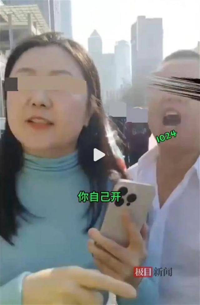 “你瞎你还开车!”大连一劳斯莱斯车主疑因并道剐蹭出租车<strong></p>
<p>bg币</strong>，停车后反辱骂的哥？多方回应