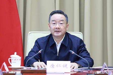 唐仁健（正部级）<strong></p>
<p>炒币破产</strong>，被逮捕