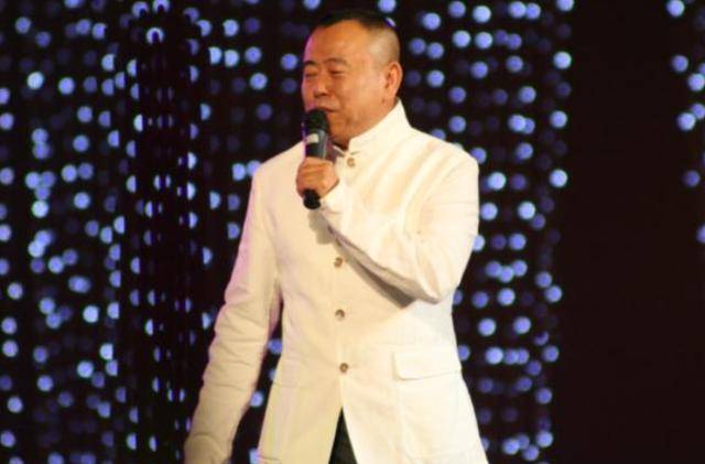 潘长江：我钱花一辈子也花不完<strong></p>
<p>扣币</strong>，如今67岁却越活越“糊涂”了