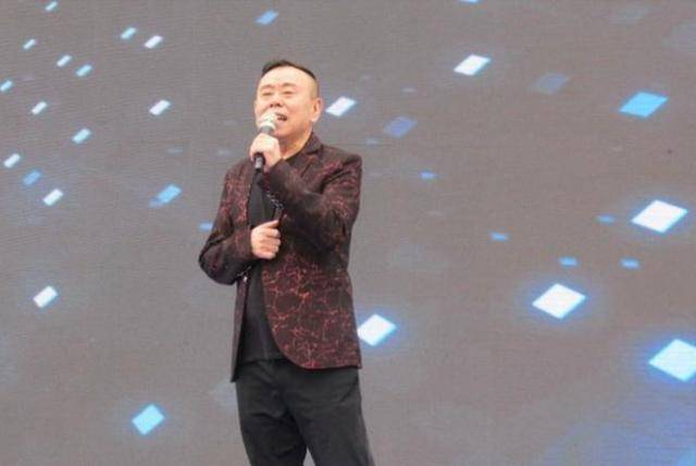 潘长江：我钱花一辈子也花不完<strong></p>
<p>扣币</strong>，如今67岁却越活越“糊涂”了