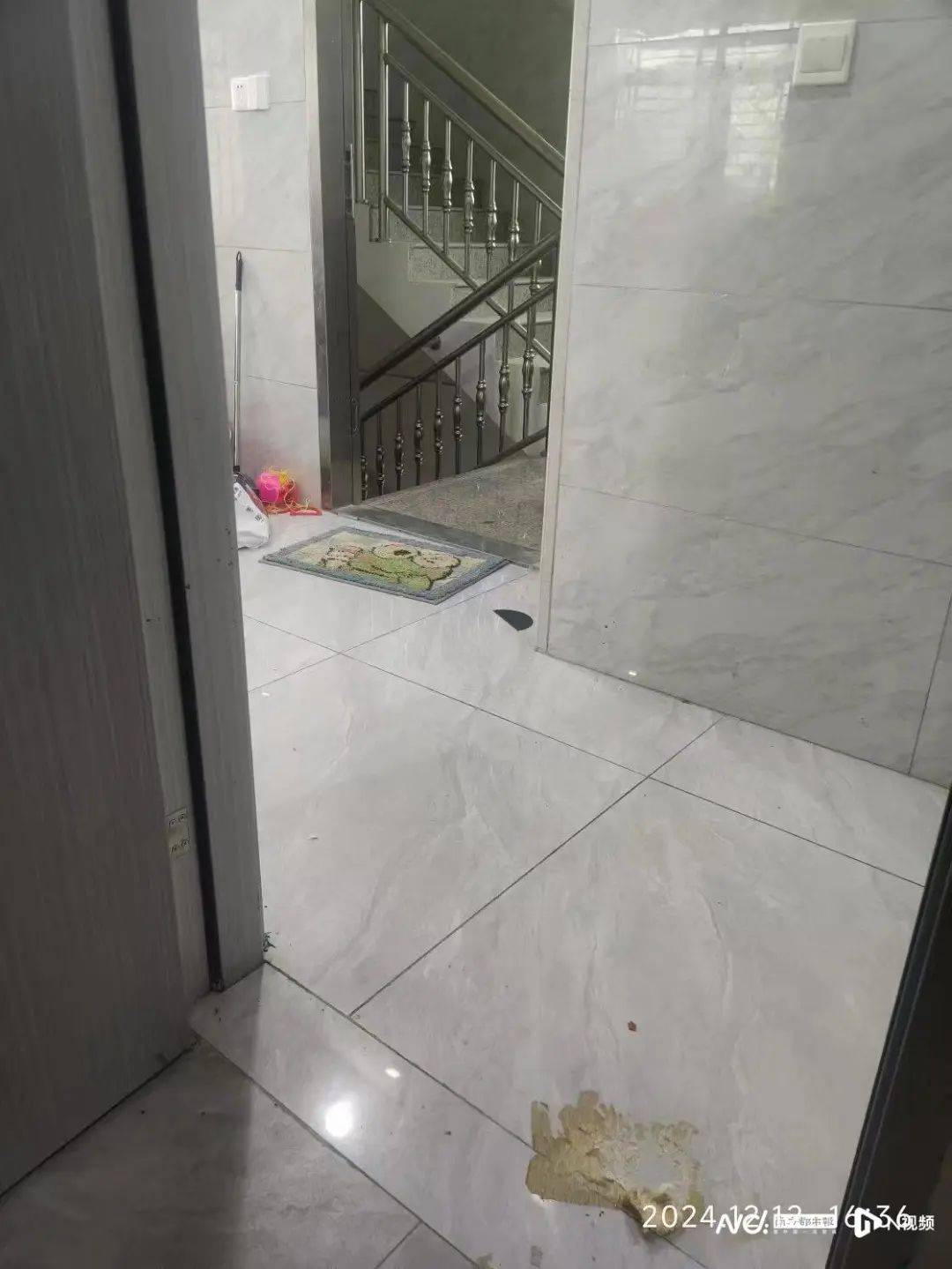 深圳一产妇在家产子<strong></p>
<p>祥云币</strong>，医院拒开出生证明？最新回应！