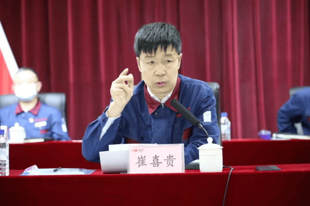 “老上级”落马同一天<strong></p>
<p>各种币圈</strong>，陆明春被查