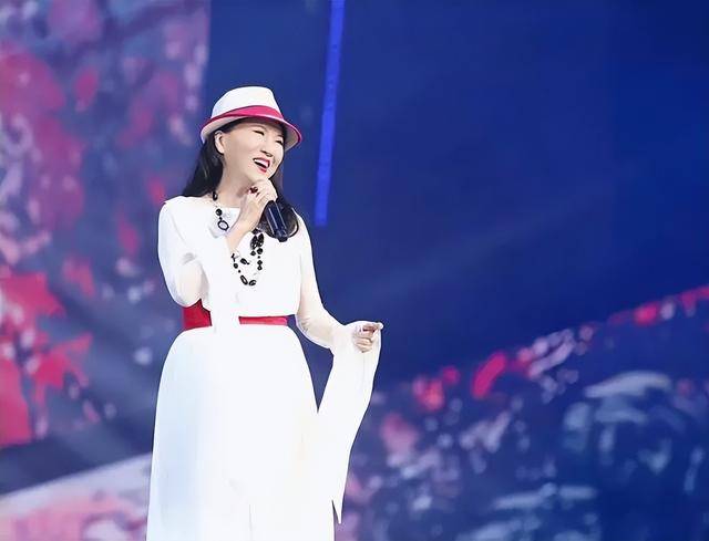 原来早已退出中国籍？被老外“玩腻就丢掉”的郑绪岚<strong></p>
<p>鲸鱼币</strong>，却回国捞金