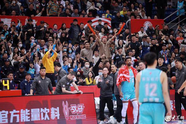 热血沸腾！青岛男篮最后三分钟14-0绝地翻盘<strong></p>
<p>币圈新秀</strong>，队史首次单赛季双杀辽宁