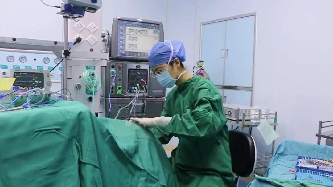 700°C<strong></p>
<p>币圈新秀</strong>！浙江男子瞬间失明！紧急提醒