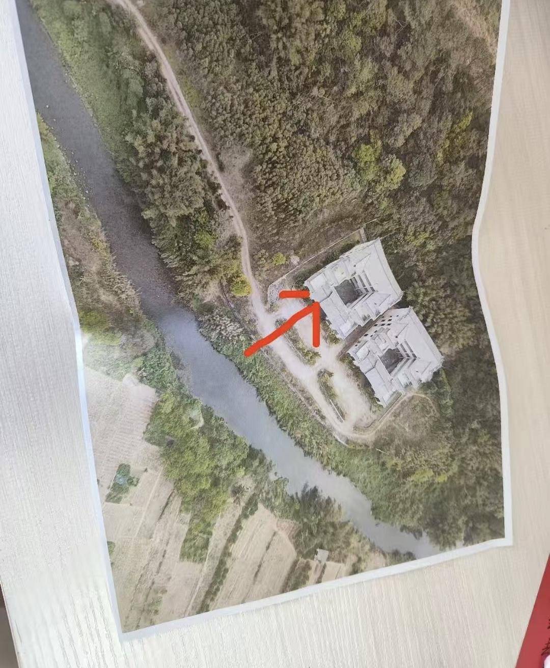 广西两幢久拖不拆的违建“豪宅”无人认领 当地：寻主无果<strong></p>
<p>炒币交流群</strong>，已拆除