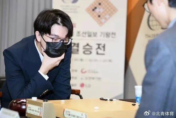 柯洁被举报直接判负<strong></p>
<p>在币圈混</strong>，多位棋手发声