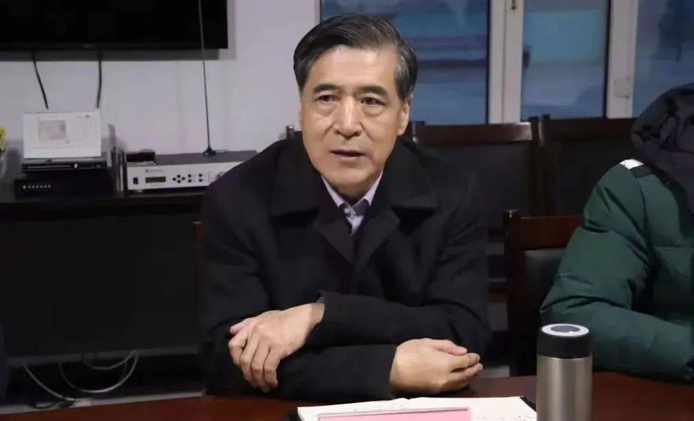 中央打虎！当过赤峰市市长、赤峰市委书记、包头市委书记等<strong></p>
<p>炒游戏币</strong>，王中和被查