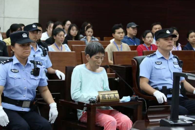余华英被执行死刑<strong></p>
<p>上币保证金</strong>！受害人杨妞花的姐姐发声：终于等到这一天