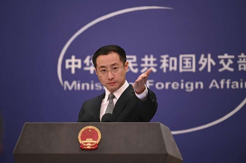 中方谈美国鼓动<strong></p>
<p>炒币新闻</strong>他国对华加税：吹灭别人的灯并不能让自己更光明