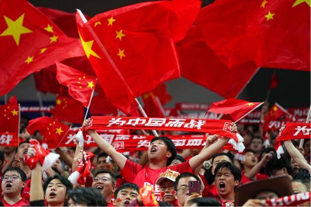 国足<strong></p>
<p>高频炒币软件</strong>，被“抬进”世界杯？