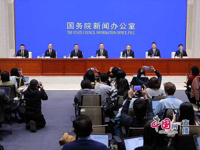 财政部：对<strong></p>
<p>币币交易网站</strong>我国居民使用个人消费贷款进行的重点领域消费给予一定贴息支持