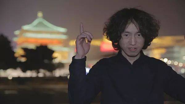 知名歌手复出<strong></p>
<p>币圈赵东</strong>！曾被强制送进精神病院