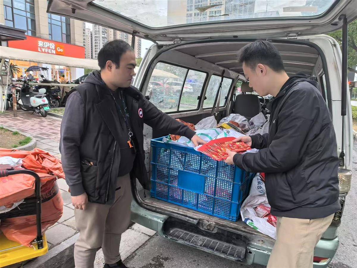 他发出的81万件快递全是电诈卡片<strong></p>
<p>币圈生态图</strong>！武汉江岸警方破获特大诈骗案