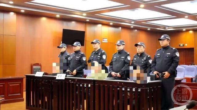 盗墓贼自制工具荒山盗墓获得三件青铜器<strong></p>
<p>c币交易</strong>，西安古玩商人斥资2000万参与倒卖获刑10年！