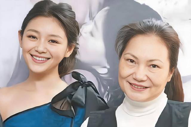 大S儿女回北京<strong></p>
<p>炒币风险</strong>，张兰拉着小玥儿逛街，网友夸汪小菲好帅
