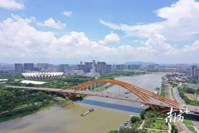 给五区干部开会<strong></p>
<p>炒币经验</strong>，佛山市委书记发出“灵魂三问”