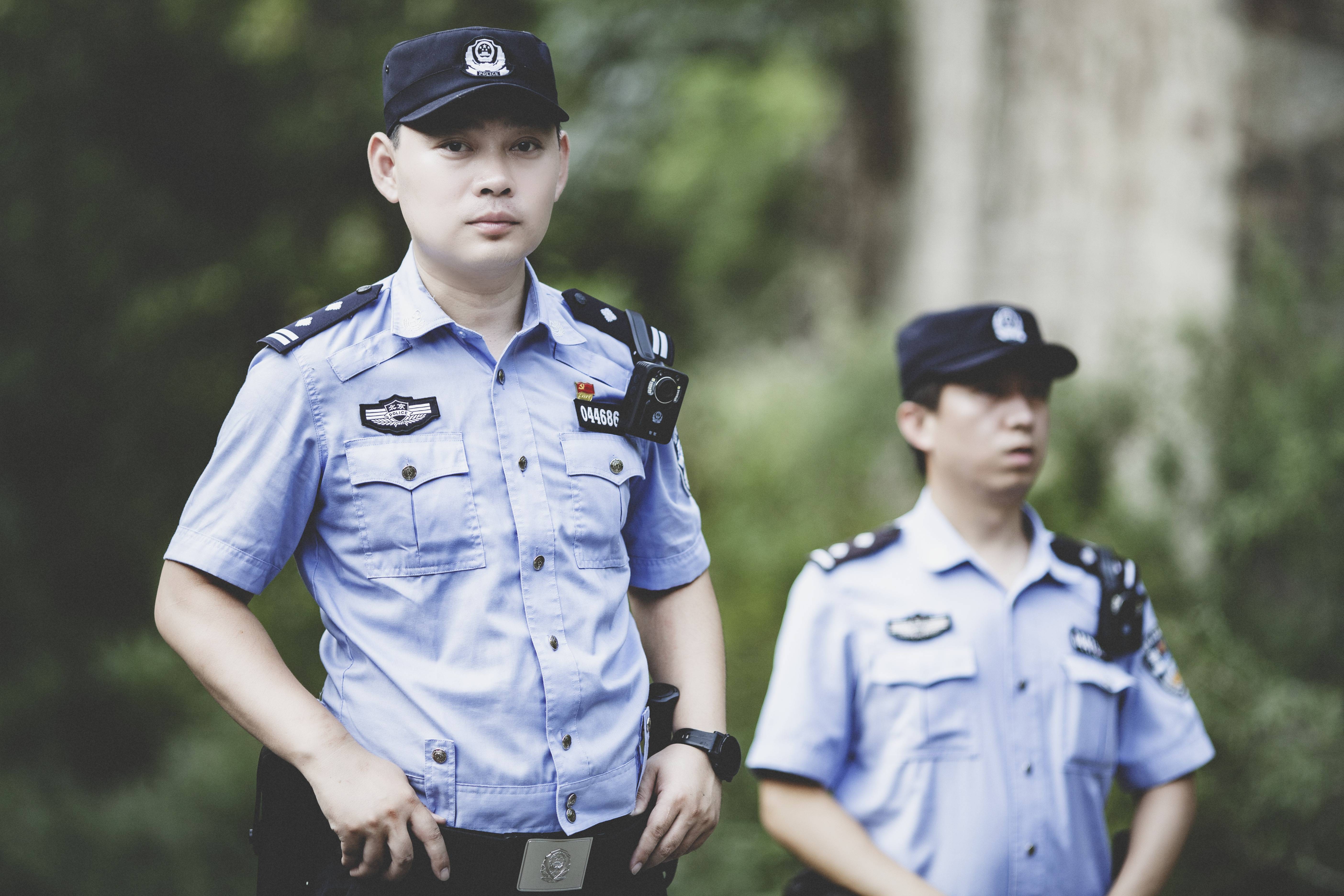 森林警察韩孟祺：乔装成驴友潜伏密林中<strong></p>
<p>今日币圈行情</strong>，抓获“粘鸟”嫌疑人