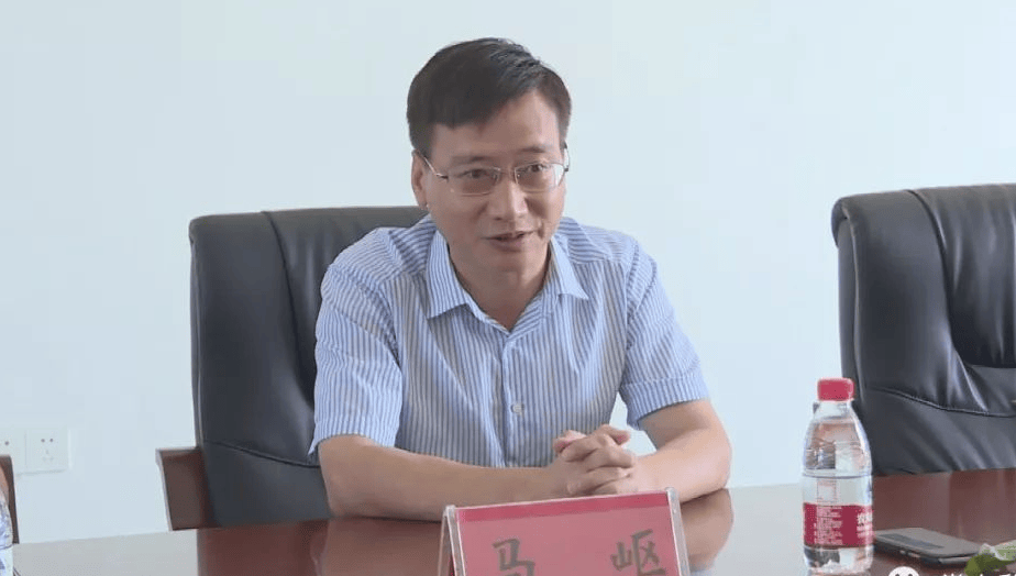 副县长拉拢6名公职人员<strong></p>
<p>炒币指标</strong>，组建“七兄弟吃喝圈”，长期接受打牌掼蛋等“保姆式”服务