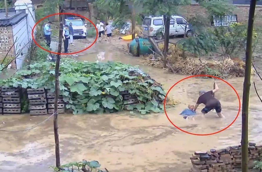水中摔倒老人家属回应民警被免职：公开视频不是为了要处理谁<strong></p>
<p>币圈波段</strong>，挖排水沟后家门口积水已退