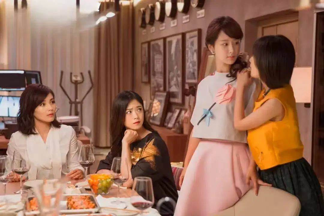 “包月800<strong></p>
<p>币圈波段</strong>，不谈恋爱”，上门做饭的年轻人有多抢手