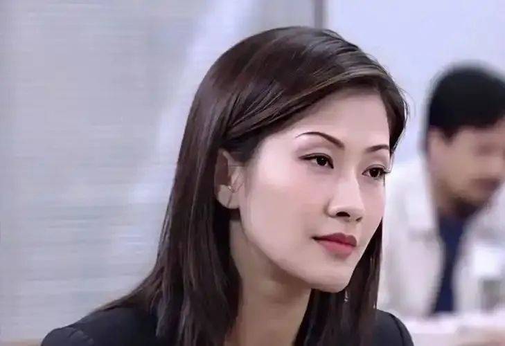 证实！知名女演员转行当老师<strong></p>
<p>币圈爱情</strong>，已获博士学位