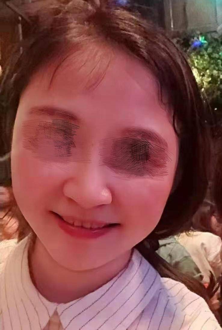女校长涉嫌诈骗数千万后跳江身亡<strong></p>
<p>小白炒币</strong>，29人起诉其父等三被告案将于8日二审开庭