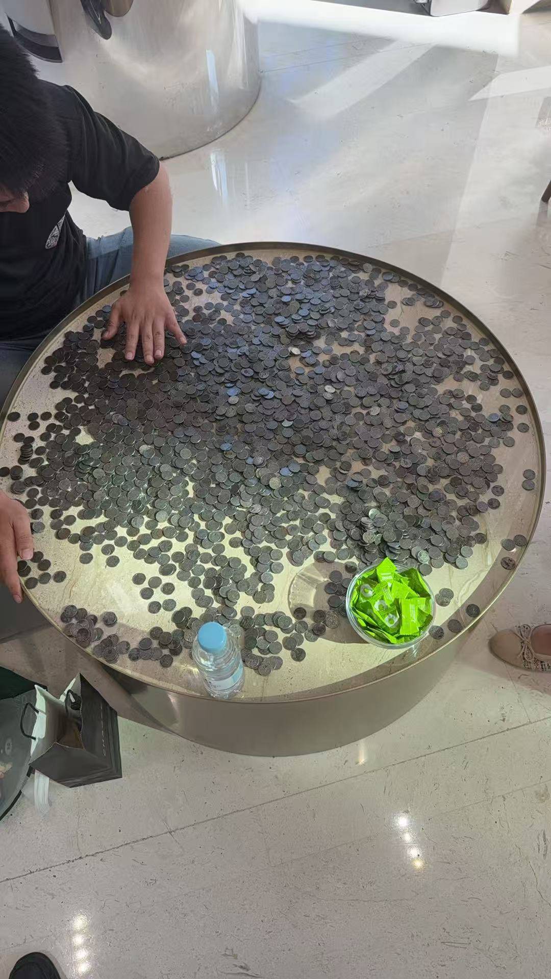 上海农商行拒2万枚硬币兑换<strong></p>
<p>小白炒币</strong>，银行回应客户无法说明硬币来源
