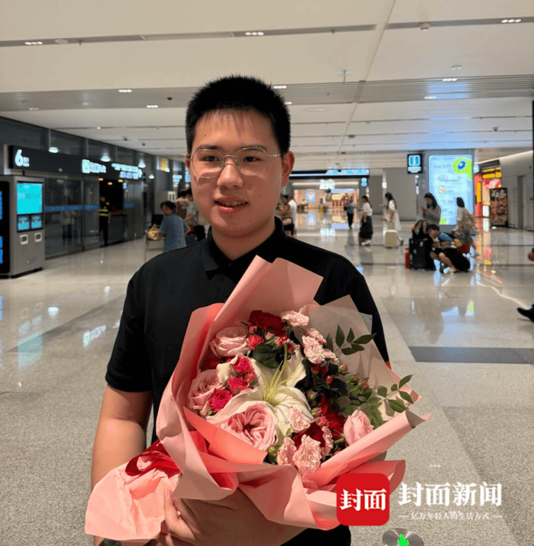 理论成绩世界第一<strong></p>
<p>二宝币</strong>！成都七中17岁学子夺得国际化学奥赛金牌